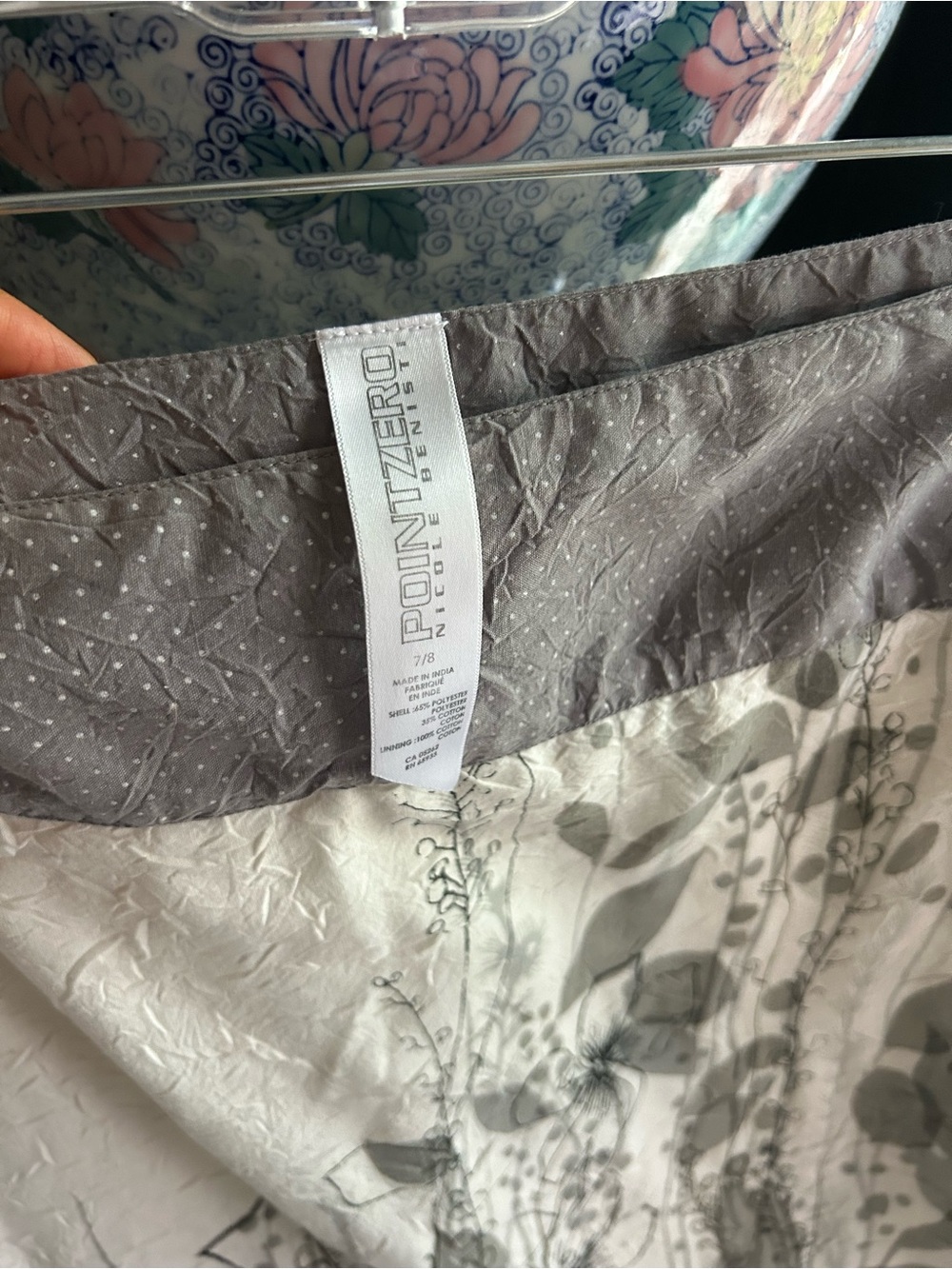 Point Zero Grey Ivory Floral A-Line Midi Skirt Size 7/8 - Picture 3 of 14
